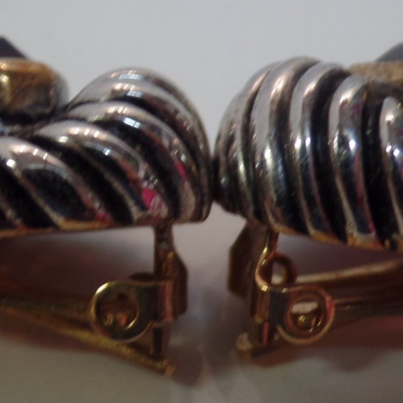 Vintage Gold & Silver Tone W Purple Stone CLIP On Earrings. Miss Jacksons Tulsa - Picture 6 of 12